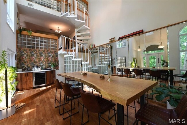 Photo - 903 Strecker Rd