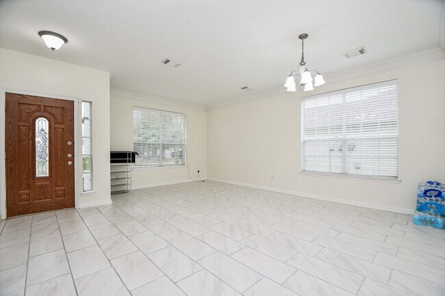 Photo - 9641 Weldridge Dr