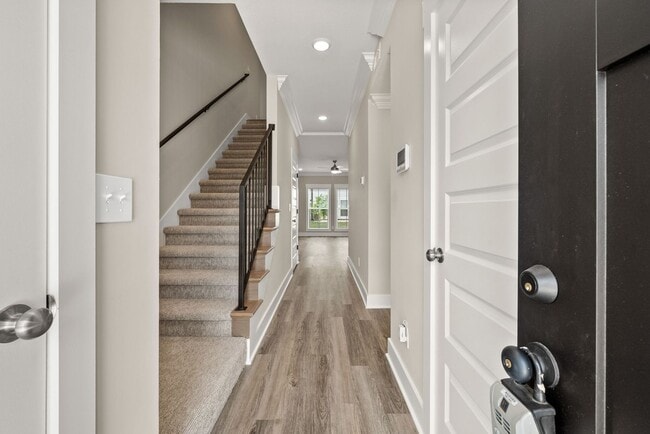 Photo - Sango Drive 3 Bedroom Condo For Rent!