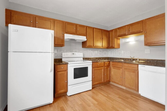 Building Photo - 334 Mt Everest Dr Unit D