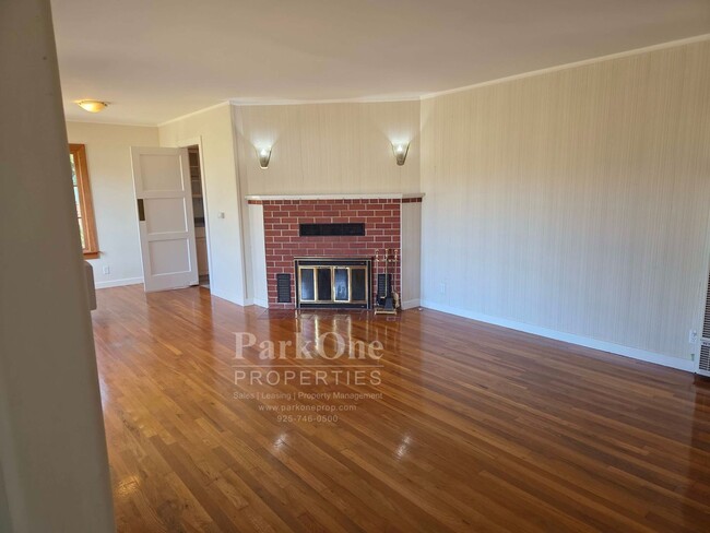 Photo - Adorably Rustic home 2 blocks from the shore.