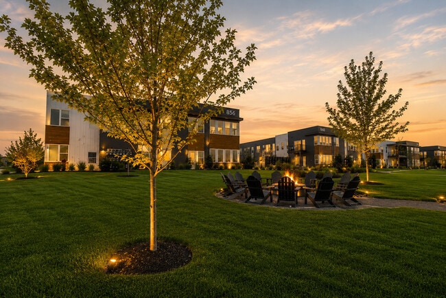 Gas fire pit
