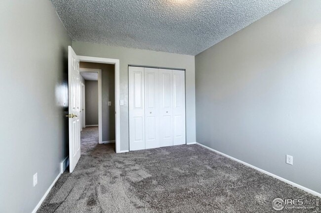 Private bedroom with walk-in closet - 2133 Wedgewood Ct Unit #4