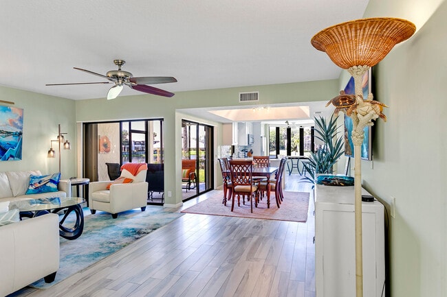 Building Photo - 16997 Waterbend Dr Unit 138 Rental