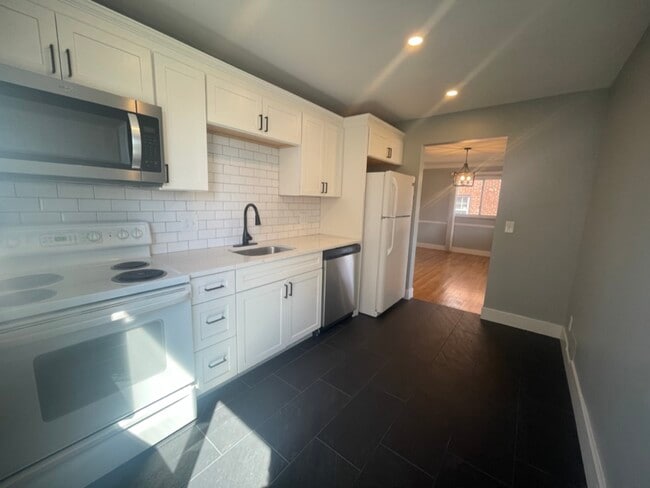 Photo - 5706 Grace Ave