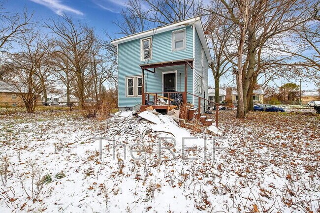 Photo - 15906 Alden St