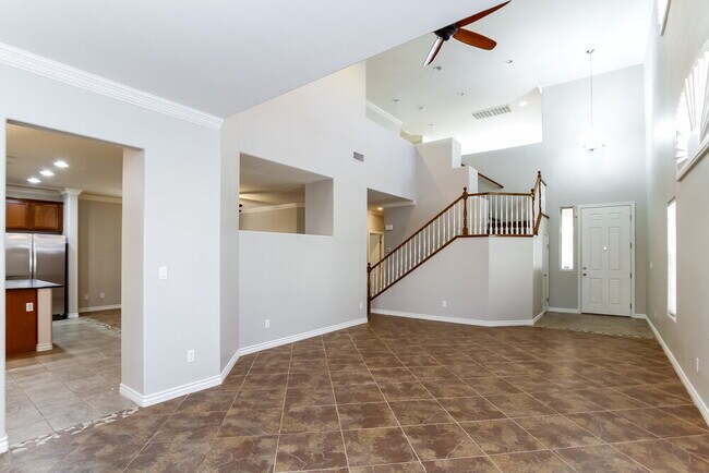 Photo - 308 Sierra Breeze Ave