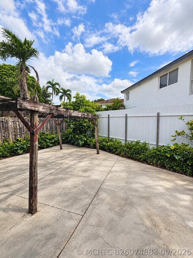 Photo - 15430 SW 38th Terrace