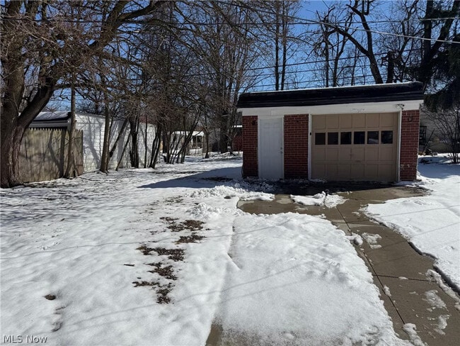 Photo - 713 South Blvd