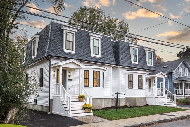 Building Photo - 34 Waverly Pl