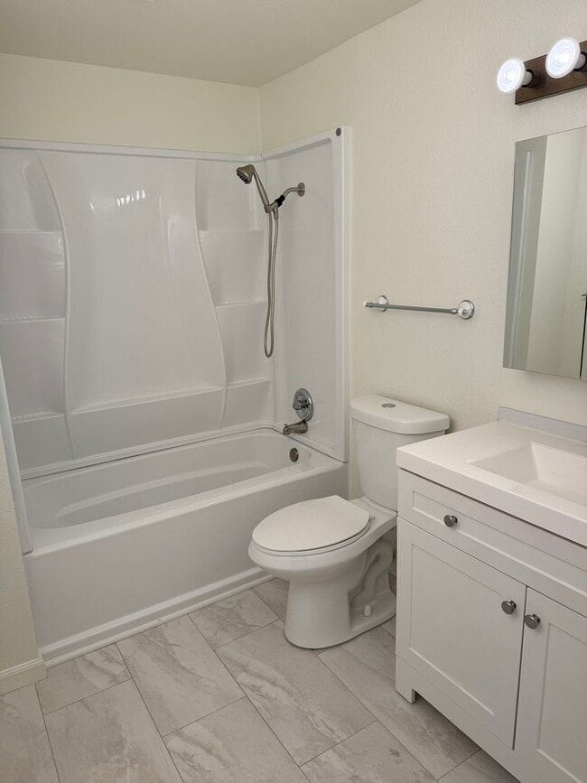 Photo - $200 Move in Credit! 1 Bedroom 1 Bath Uppe... Unit C2