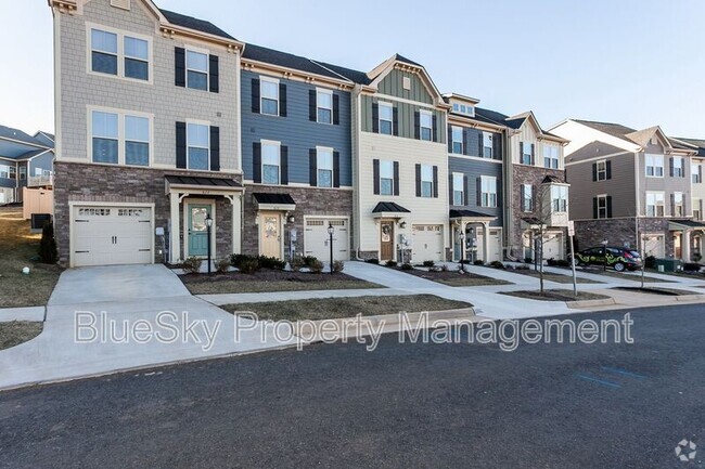 Building Photo - 822 Oval Park Ln Rental
