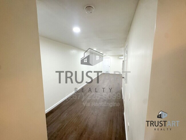 Photo - 910 N 41st St Unidad 4