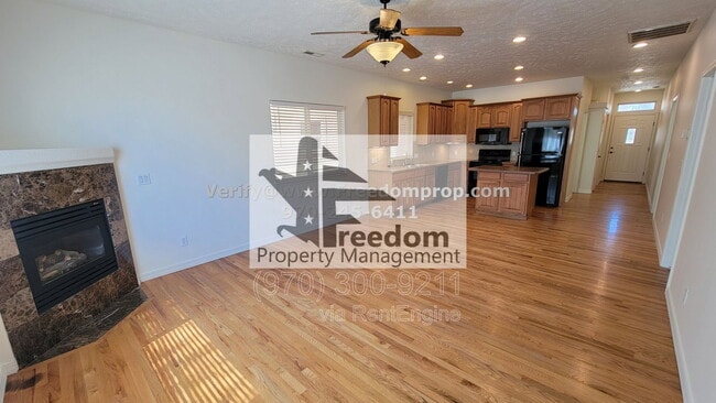 Photo - 555 Garden Grove Ct