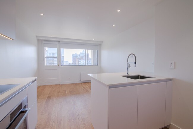 Photo - 3460 Rue Durocher Unité 1102