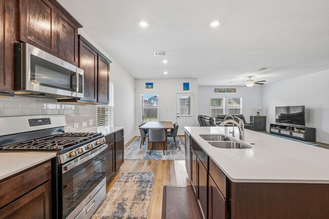 Photo - 1733 Catahoula Dr