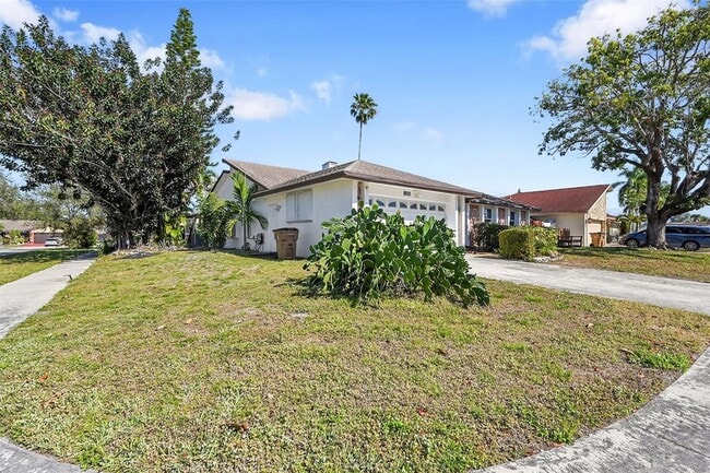 Photo - 1361 SW 26th Ave