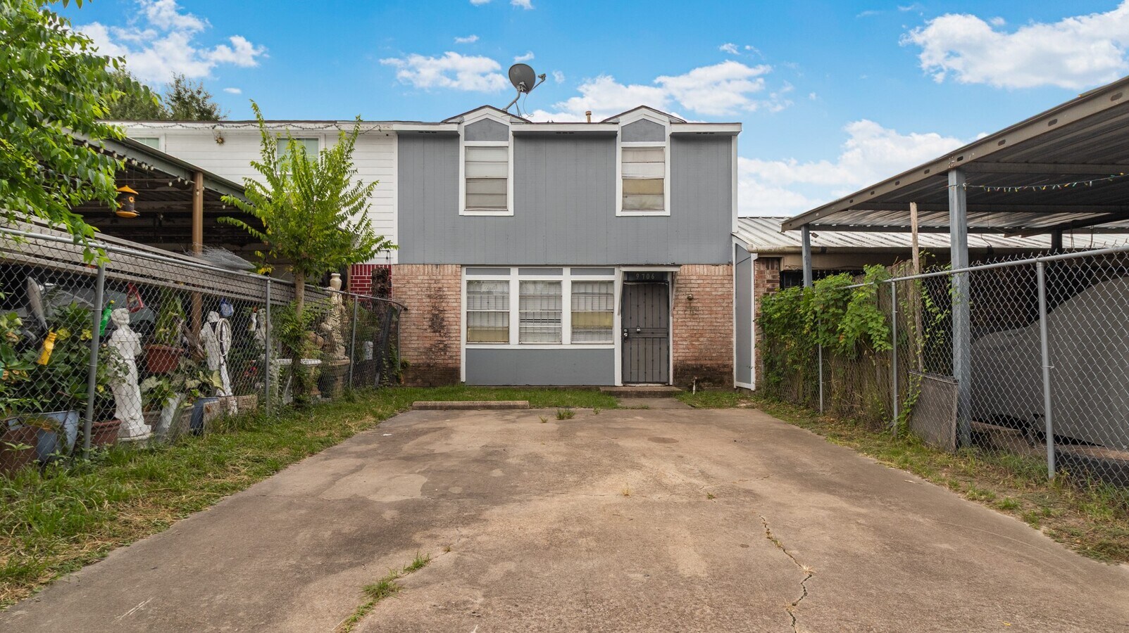 Photo - 9706 Farragut St