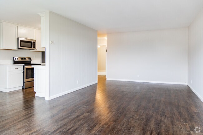 2BR,2BA-800SF Livingroom - Vista Terrace Apartments