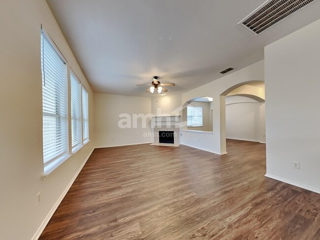 Photo - 10005 Chadbourne Rd