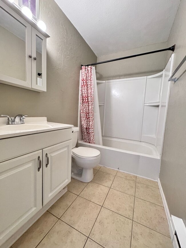 Photo - Cute 1 Bedroom-2nd floor Condo in Windsor Unit 204