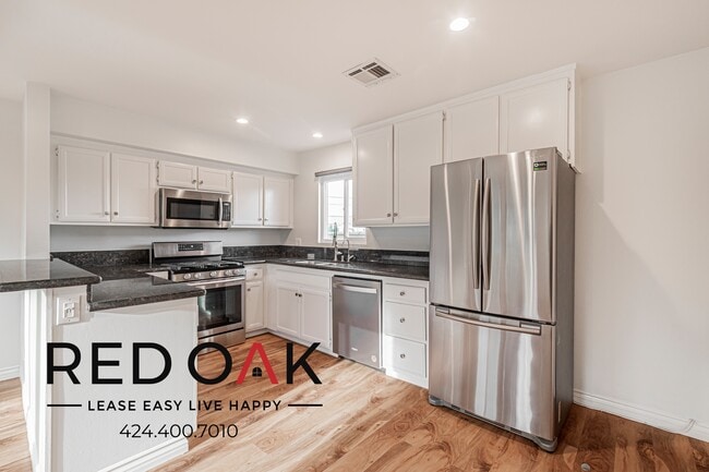 Photo - 11218 Oxnard St Unidad 4