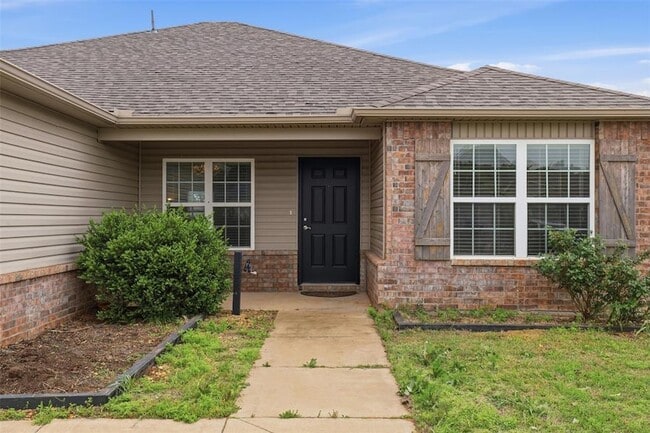 Photo - 1200 Granite Ln