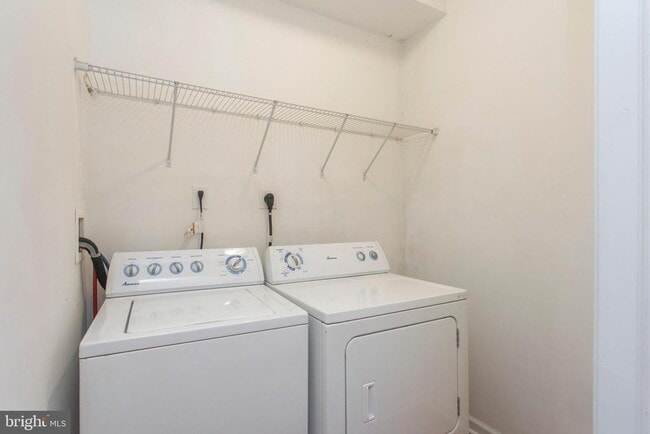 Photo - 1835 Willington St Unit 1