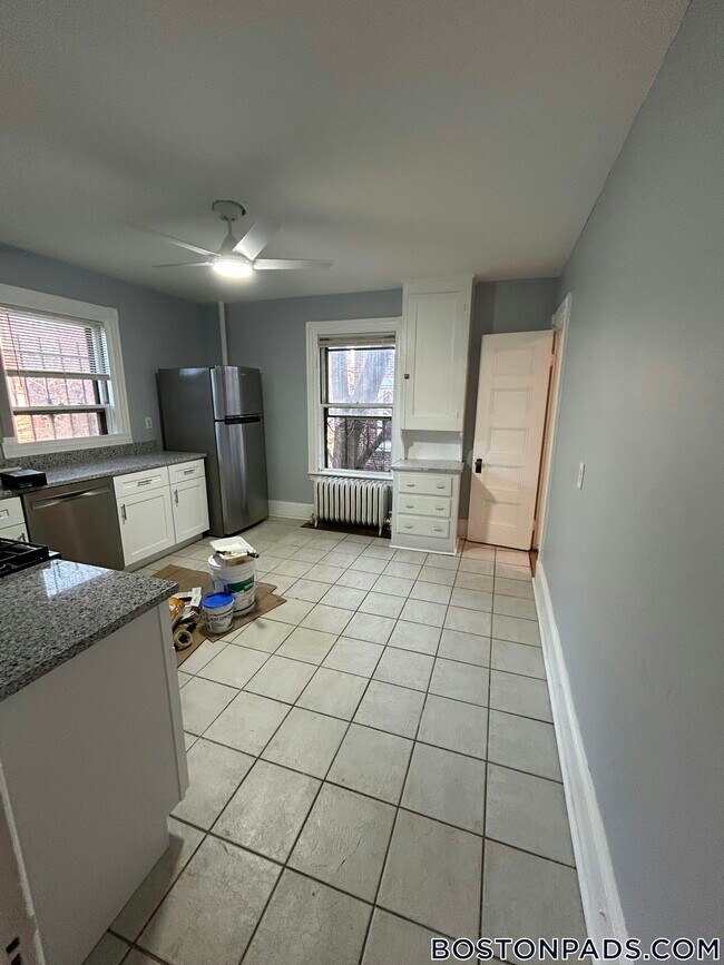 18 Quint Ave Unit 2