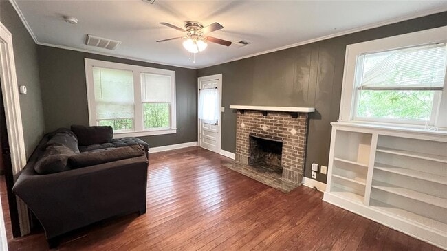 Photo - 707 Upson St