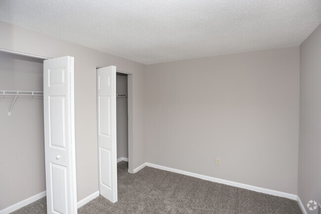 2BR, 1BA - 988 SF - Woodland Springs