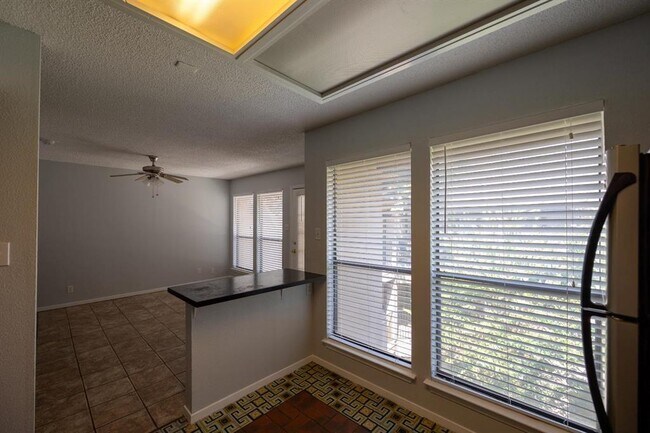Photo - 2110 Rio Grande St Unit 307