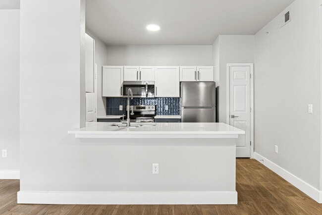 Building Photo - Sagebrush Rental