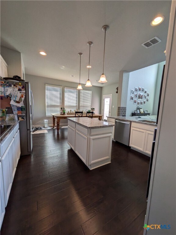 Photo - 892 Maple Dr Casa