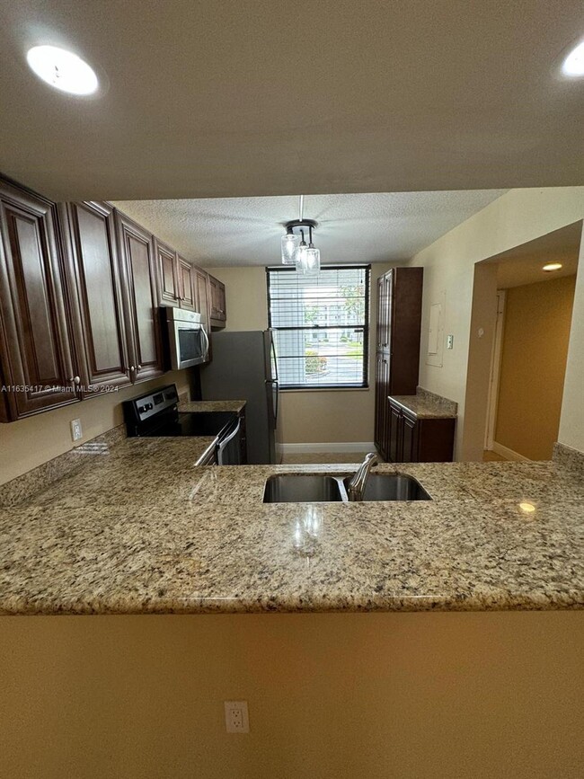 Photo - 1707 Whitehall Dr Condo Unit 103