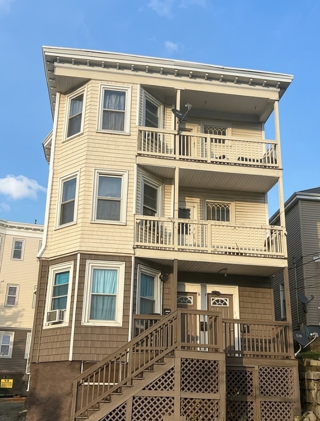 Building Photo - 6 Beede Ave Unit 2