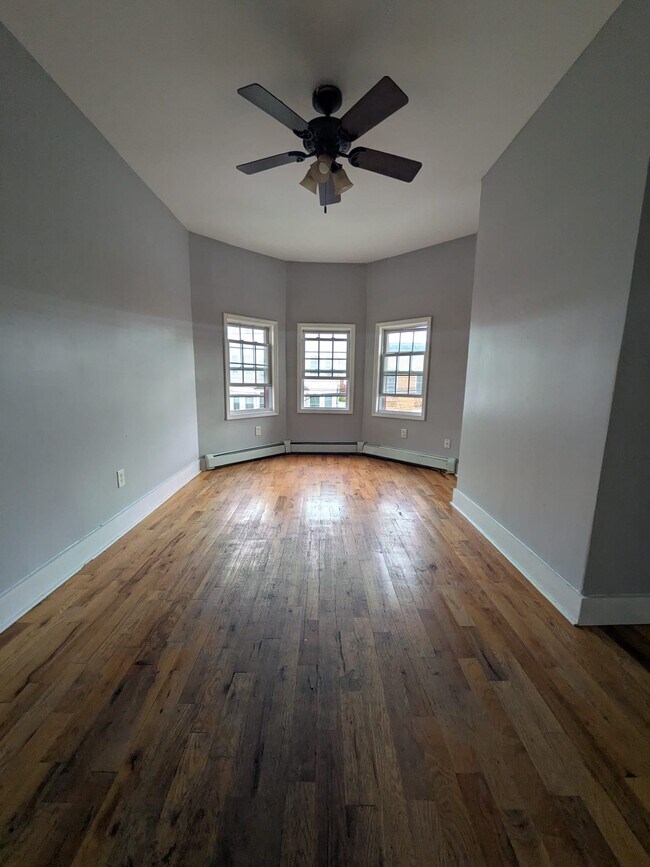 Photo - 134 Wilkinson Ave Unit 3