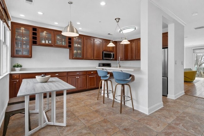 Photo - 354 Oswego Ct