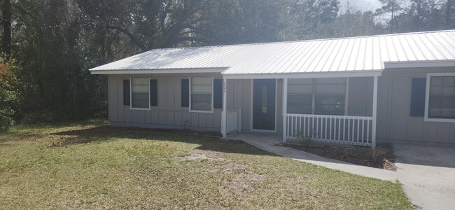 Photo - 205 Harbor Dr