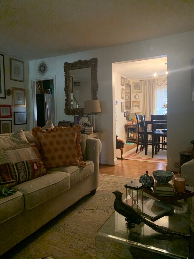 Photo - 143 N Edgewood St