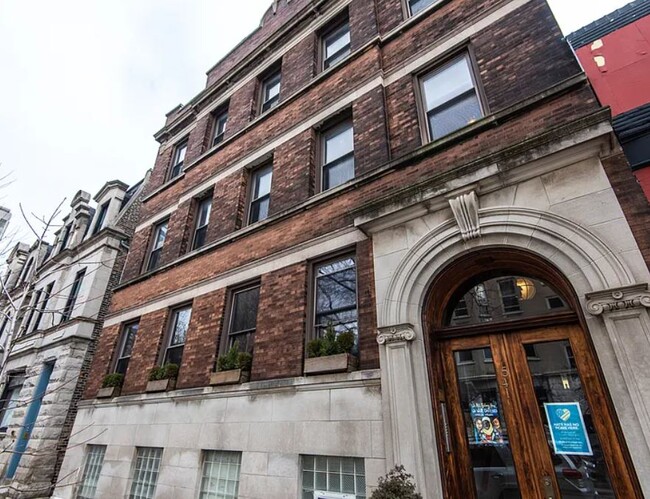 Building Photo - 541 W Wrightwood Ave Unit #2N