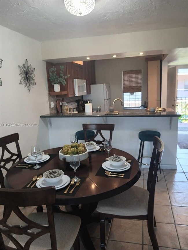 Photo - 2821 Somerset Dr Apartment Unit 312