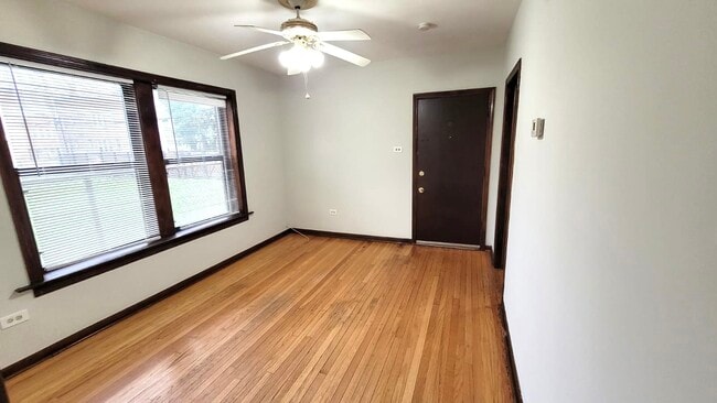 Photo - 4810 W Armitage Ave Unit 1R