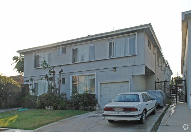 1967 S Shenandoah St