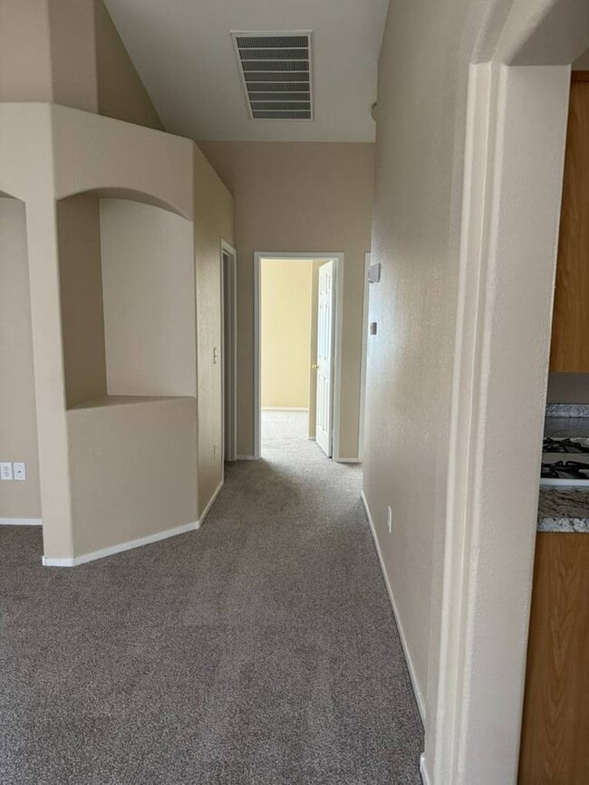 Photo - 2228 Cambridge Elms St