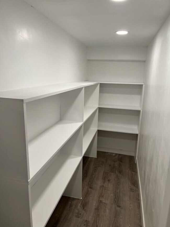 Photo - 780 N Lauritzen St