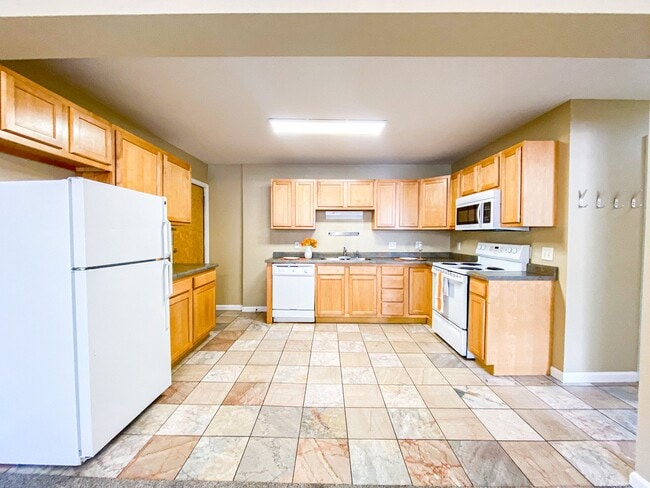 The Rockwell Apartments - The Rockwell Apartments