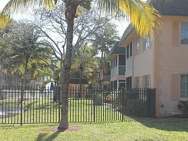 Photo - 770 NE Eller St Unit E201