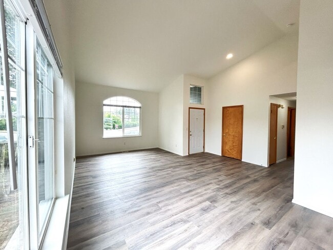 Photo - 3 bedroom Rambler in Browns point