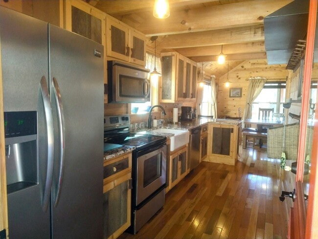 Photo - 1509 Cat Gap Rd